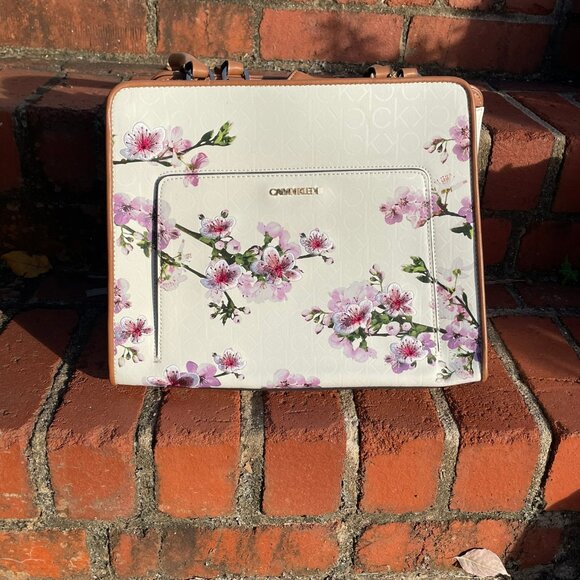 NWT Calvin Klein Cherry Blossom Tote w/Matching Card Case - Embroidered - Picture 13 of 16